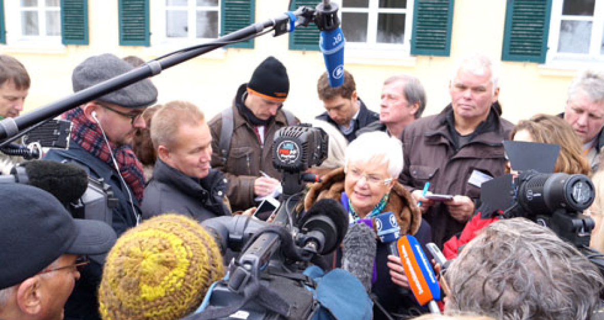 Gerda Hasselfeldt bei ihrer Ankunft in Wildbad Kreuth 2013