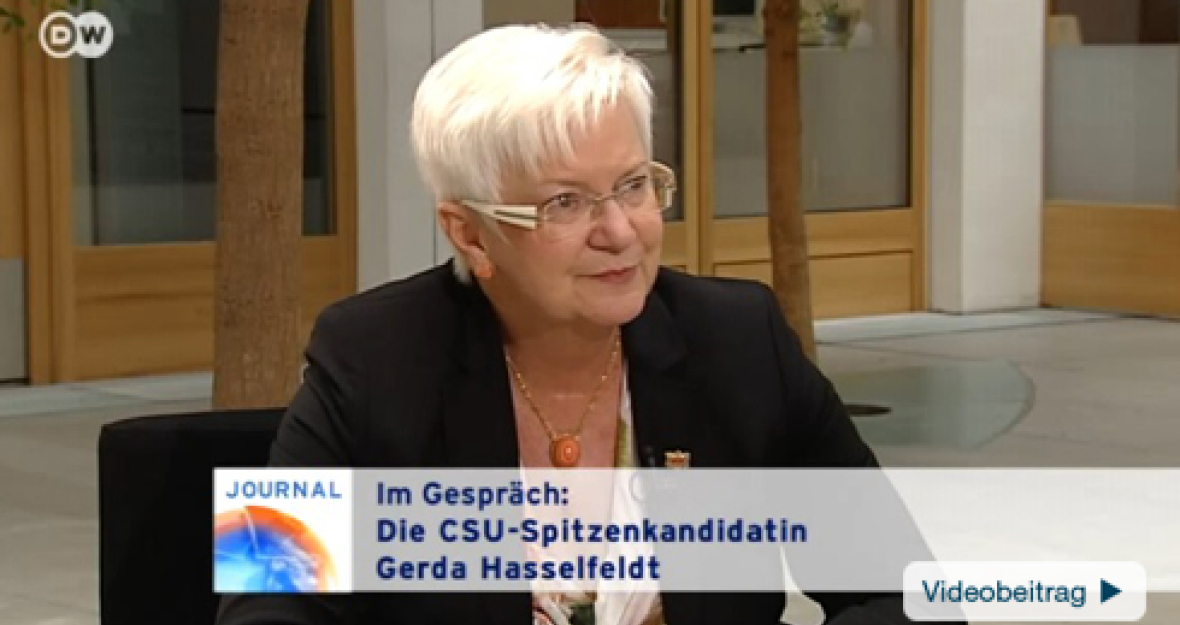 Screenshot Interview Gerda Hasselfeldt  mit der Deutschen Welle