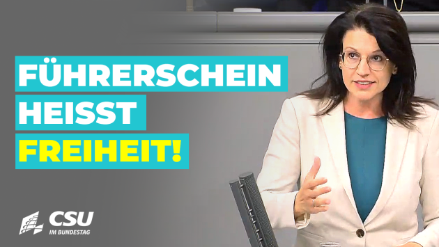 Martina Englhardt-Kopf am Rednerpult im Plenum des Deutschen Bundestages