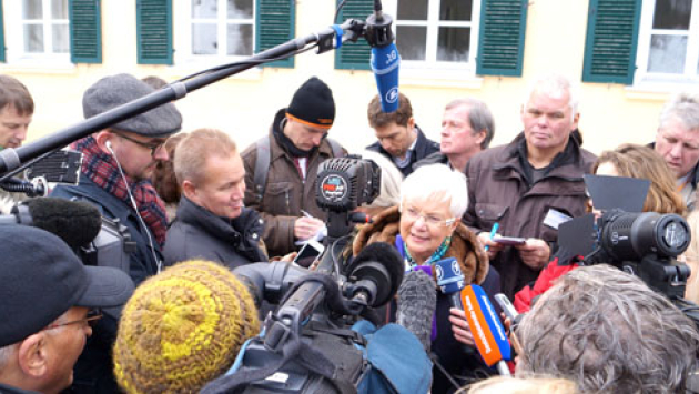 Gerda Hasselfeldt bei ihrer Ankunft in Wildbad Kreuth 2013