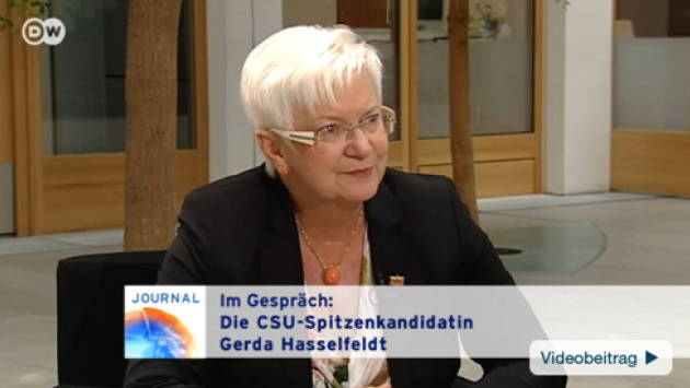 Screenshot Interview Gerda Hasselfeldt  mit der Deutschen Welle