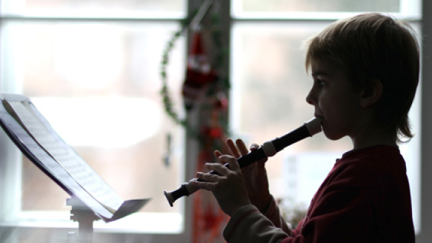 Bildung: Flötenschüler in der Musikschule