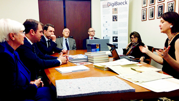 Die Delegation der CSU-Landesgruppe zu Besuch beim Leo-Baeck-Institut in New York.