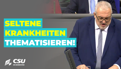 Erich Irlstorfer am Rednerpult im Plenum des Deutschen Bundestages